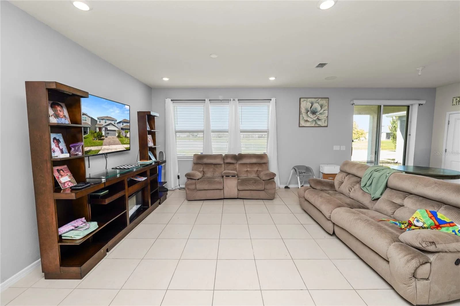 Photo 3 of 1852 SUMMER SERENITY Drive