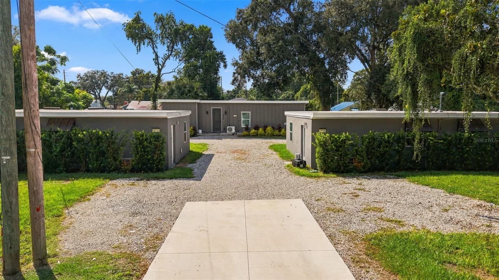 Photo 1 of 1922 CLOVERLAWN Avenue