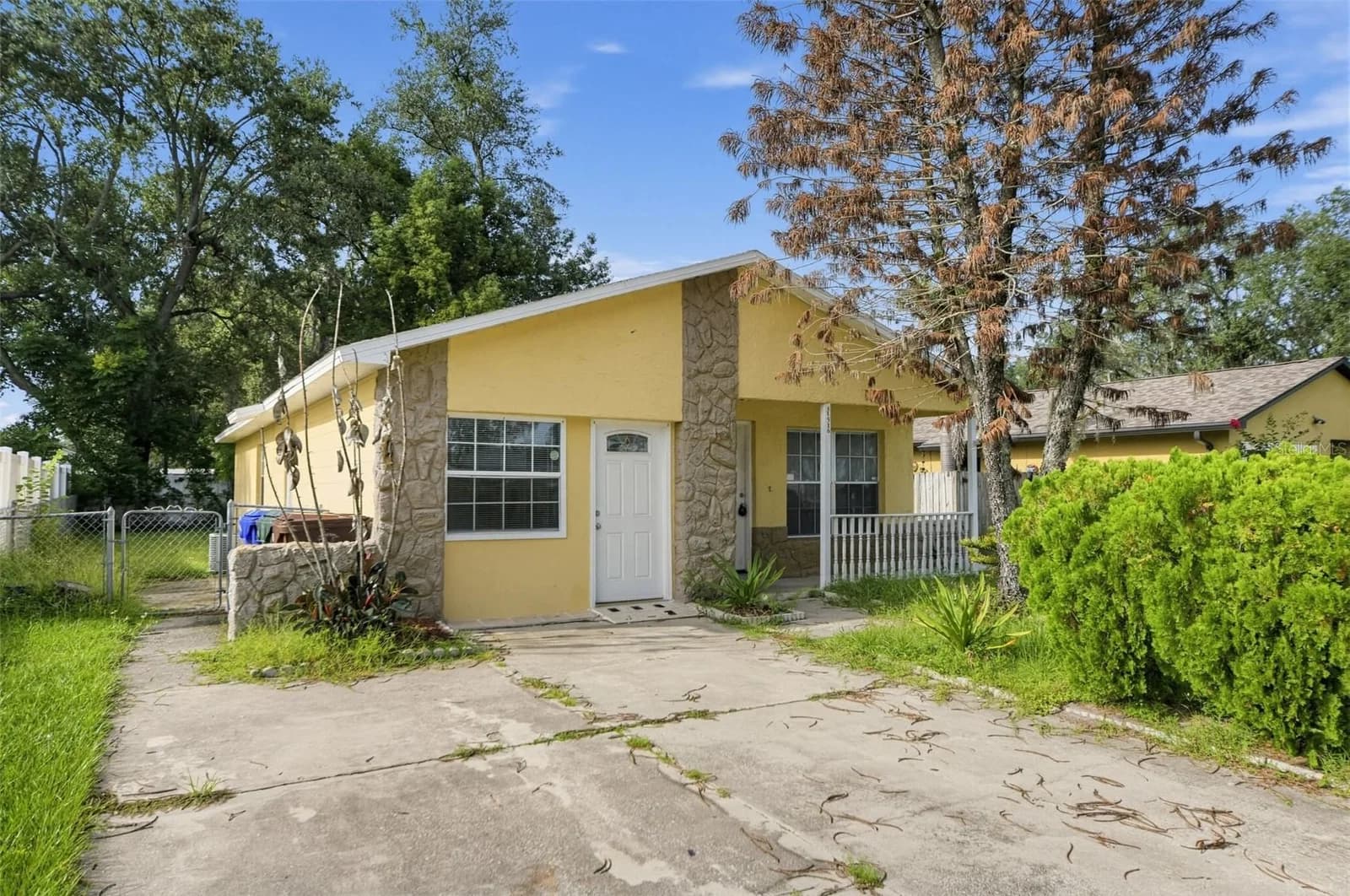 Photo 1 of 1516 KELBY Road