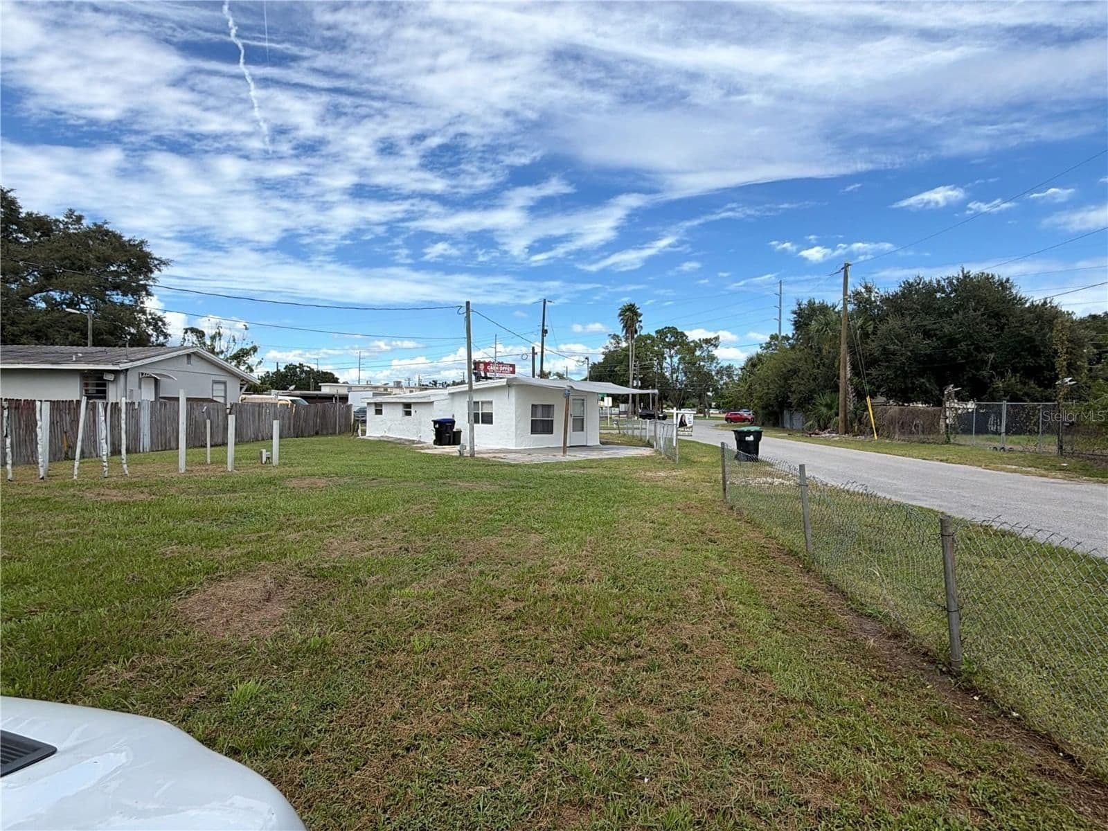 Photo 2 of 2602 SIDNEY Avenue