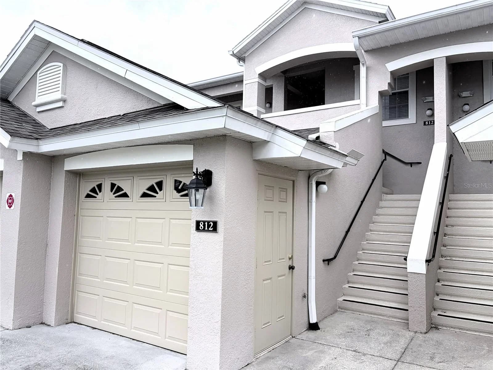 Photo 2 of 9422 MYRTLE CREEK Lane #812